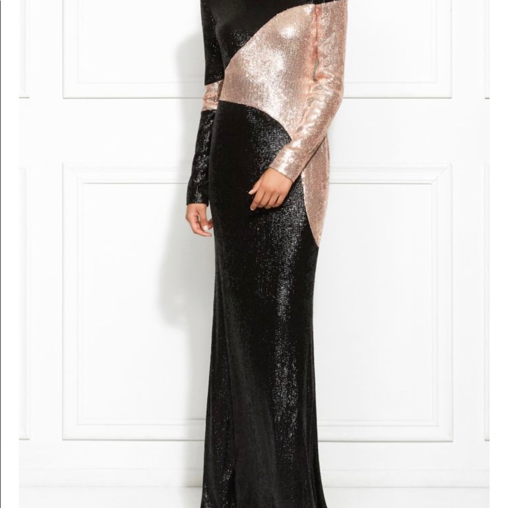The Perfect dress for NYE‼️ Sequin Gown
